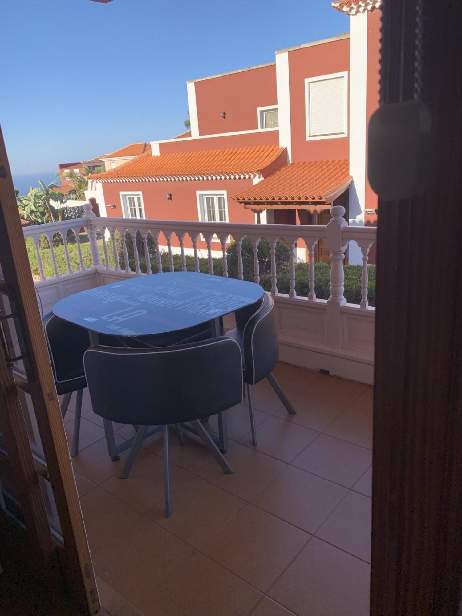 Holiday Home Austry Тегесте Экстерьер фото