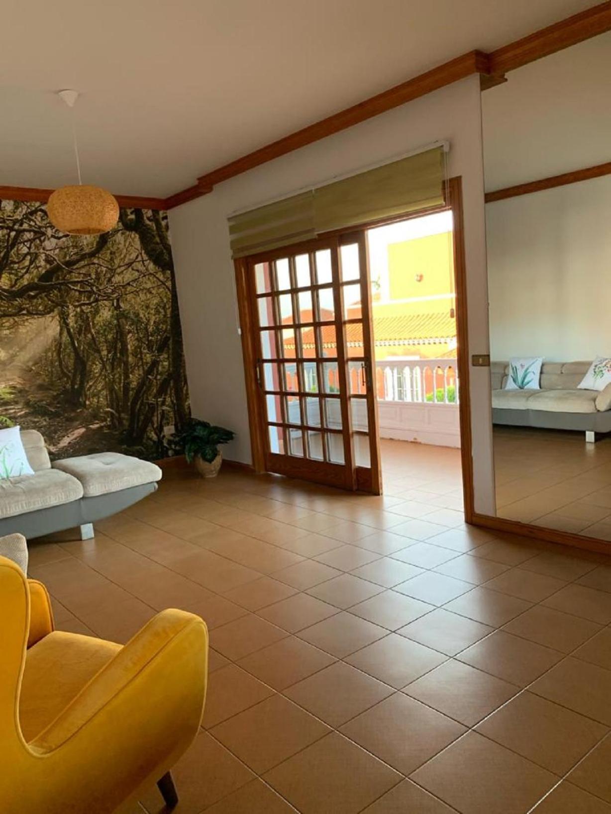 Holiday Home Austry Тегесте Экстерьер фото