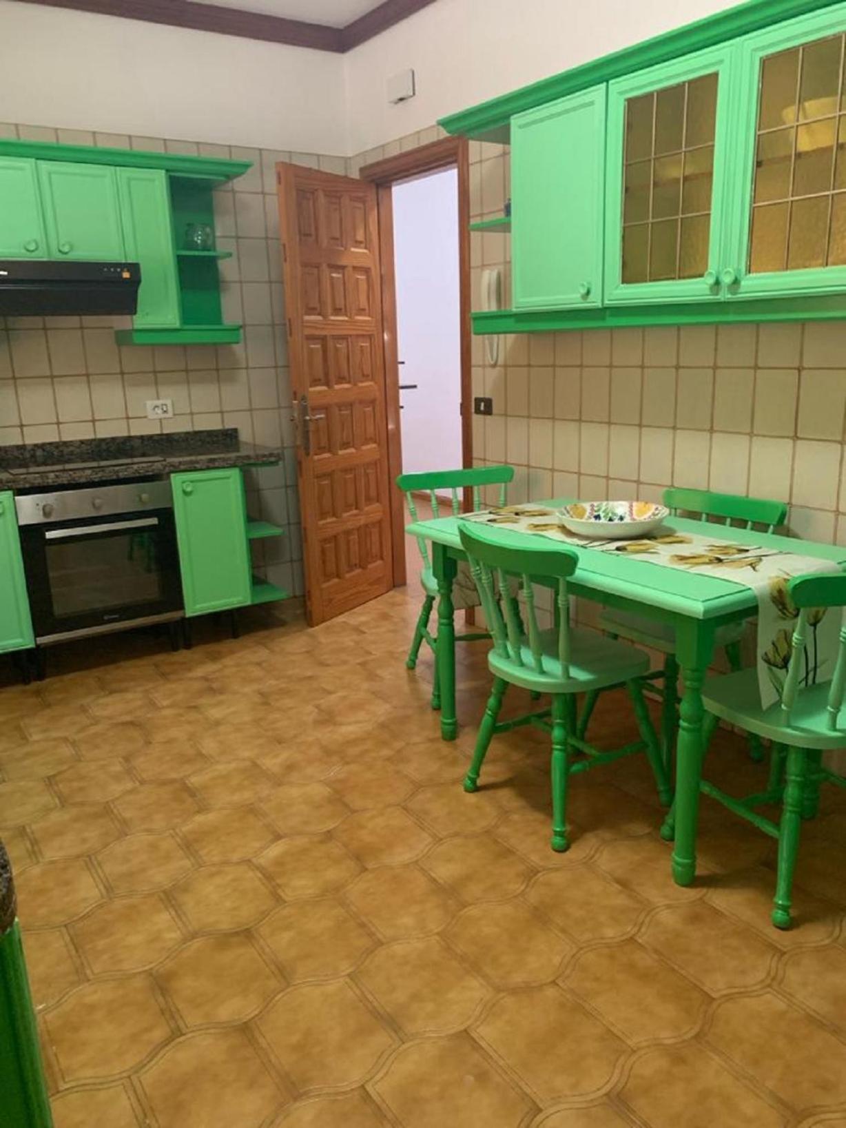 Holiday Home Austry Тегесте Экстерьер фото