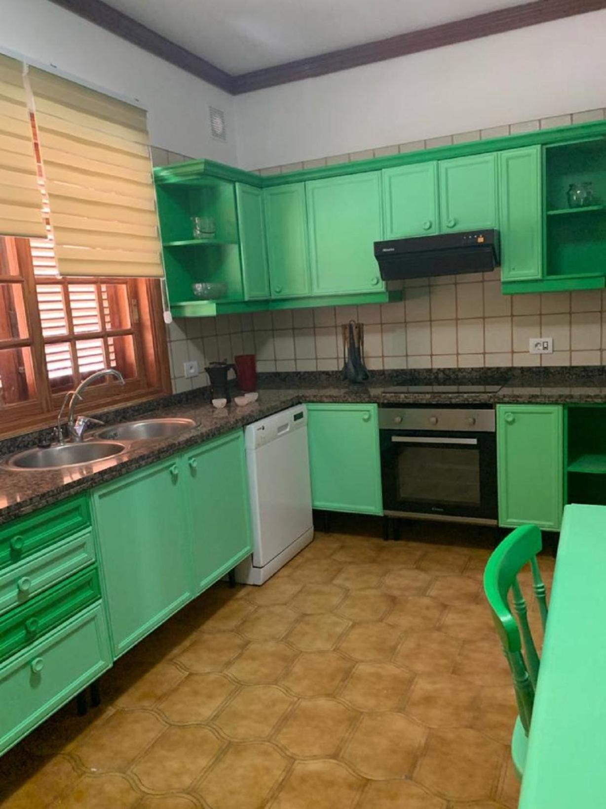 Holiday Home Austry Тегесте Экстерьер фото
