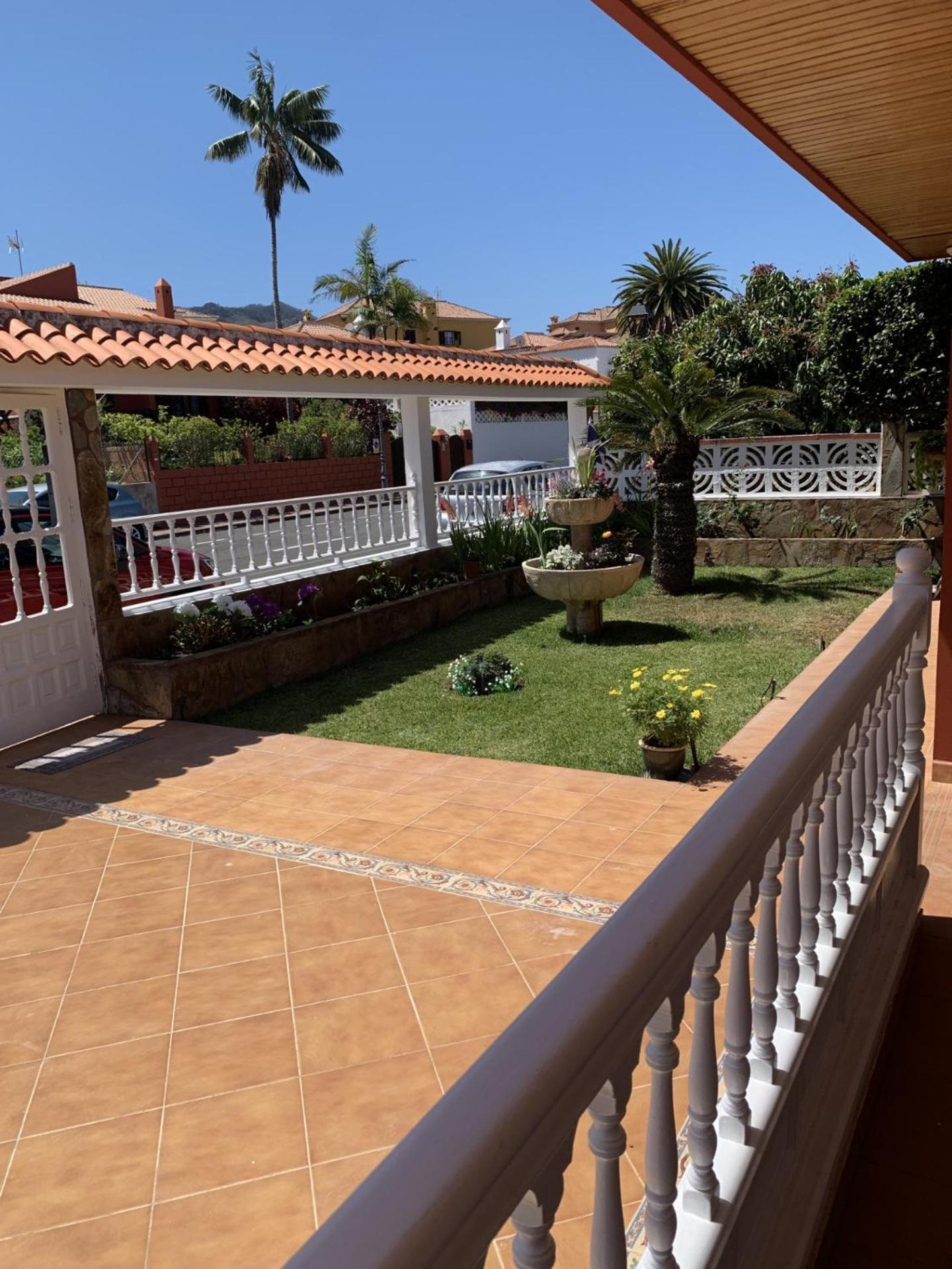 Holiday Home Austry Тегесте Экстерьер фото